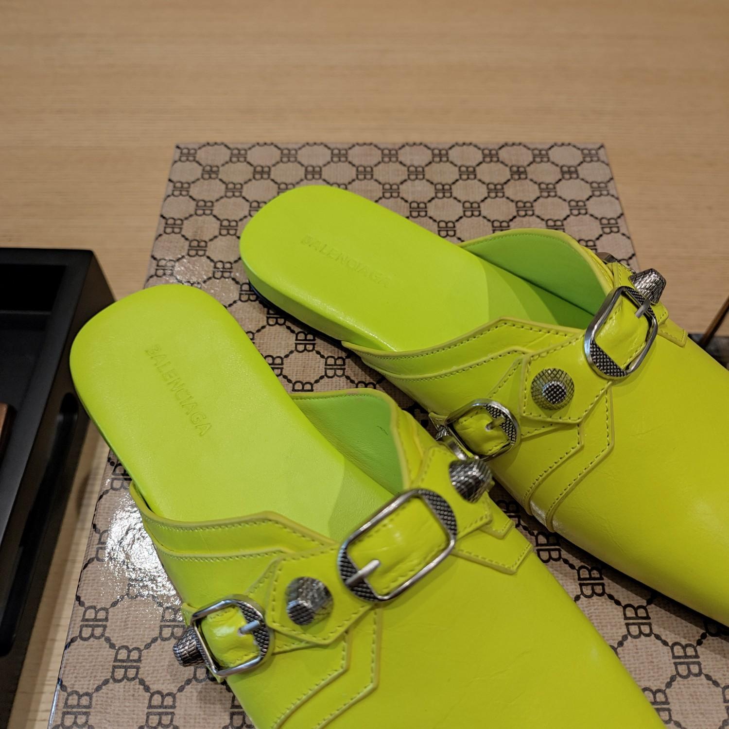 Balenciaga Women's Cosy Cagole Mule  - DopestKickz