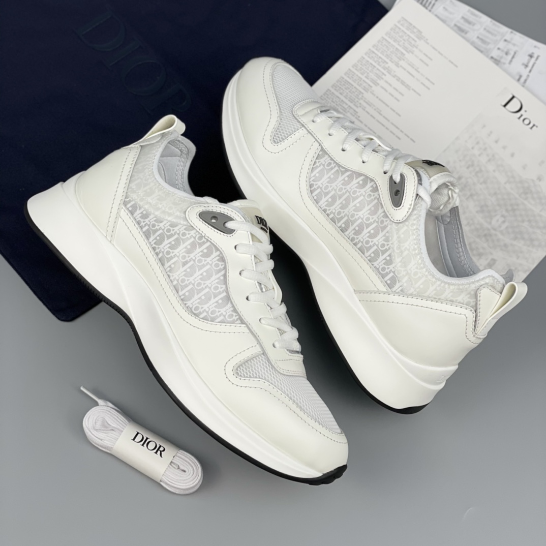 Dior B25 Runner Sneaker - DopestKickz