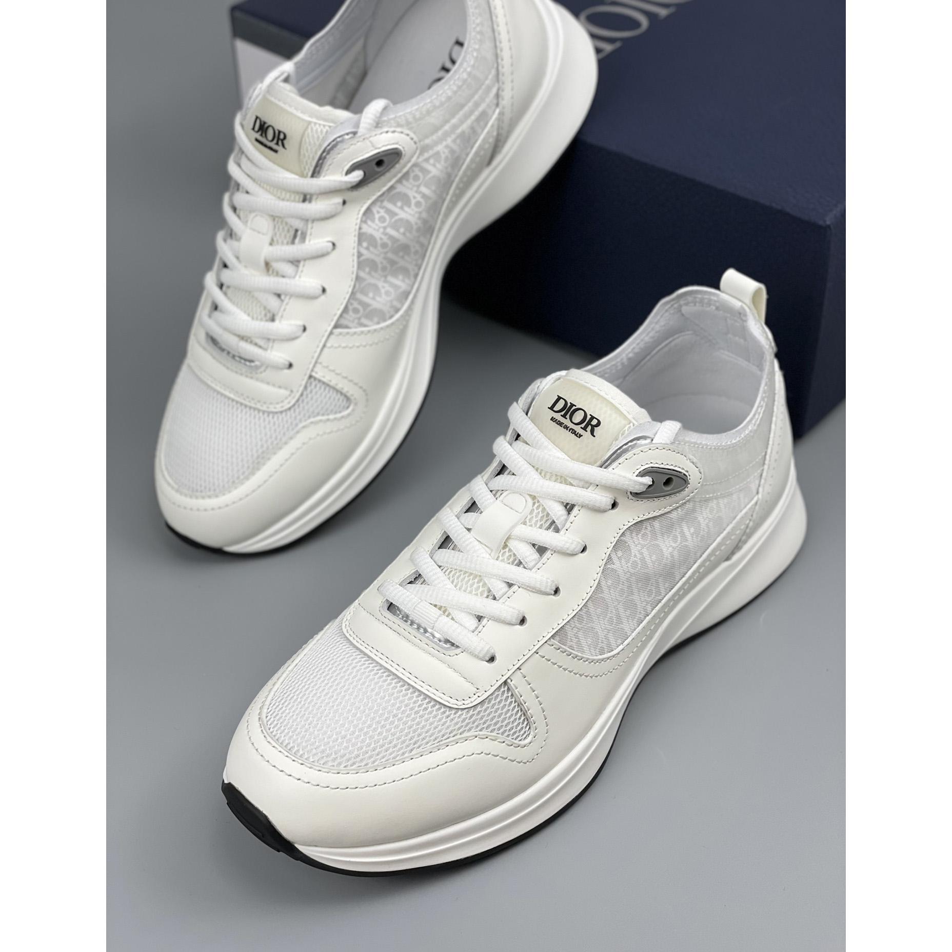 Dior B25 Runner Sneaker - DopestKickz