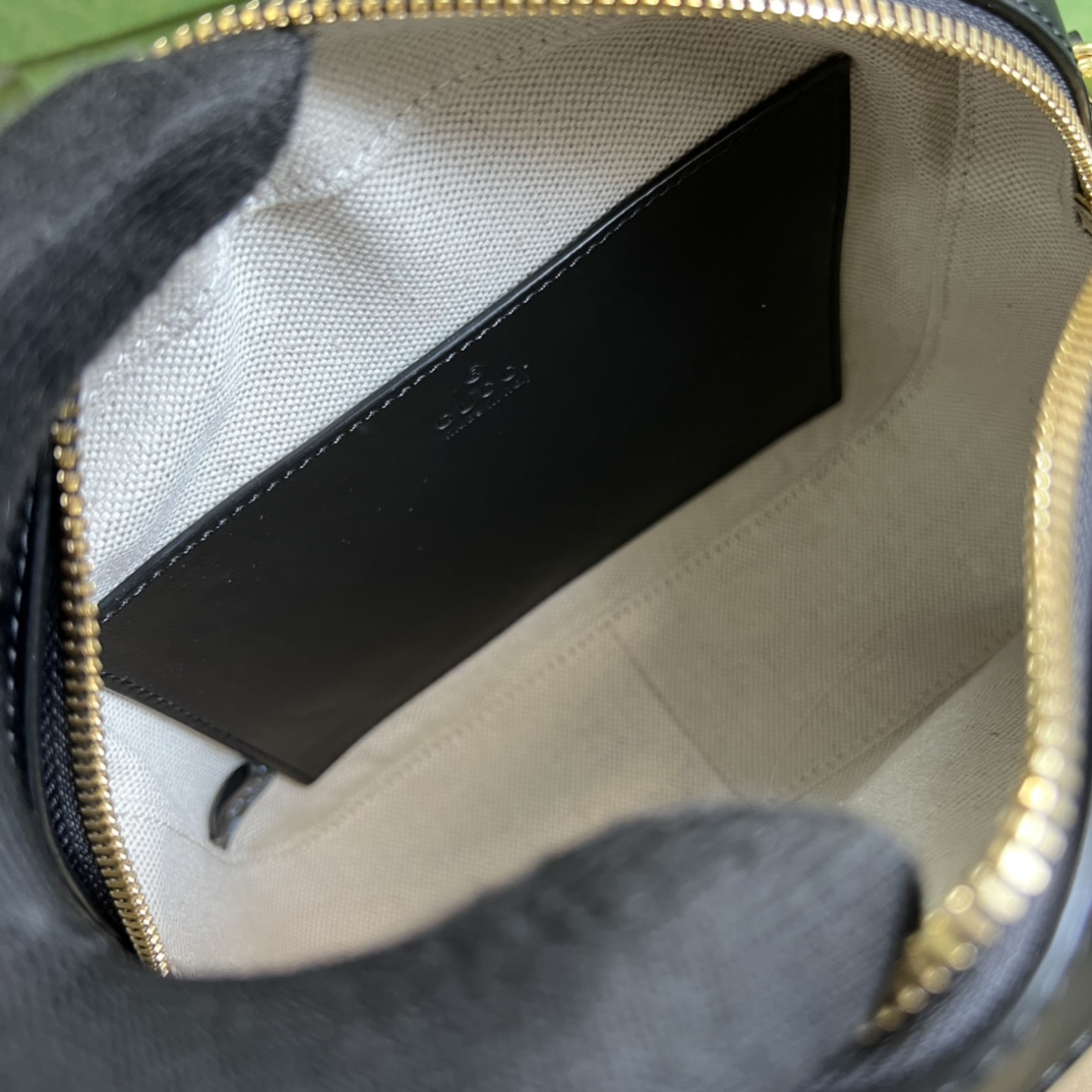 Gucci GG Matelassé Small Bag(21.5-17-7.5cm) - DopestKickz