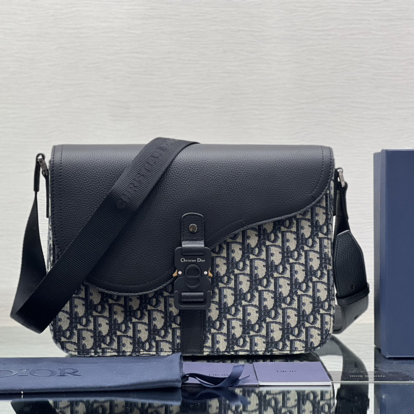 Dior Saddle Messenger Bag - DopestKickz