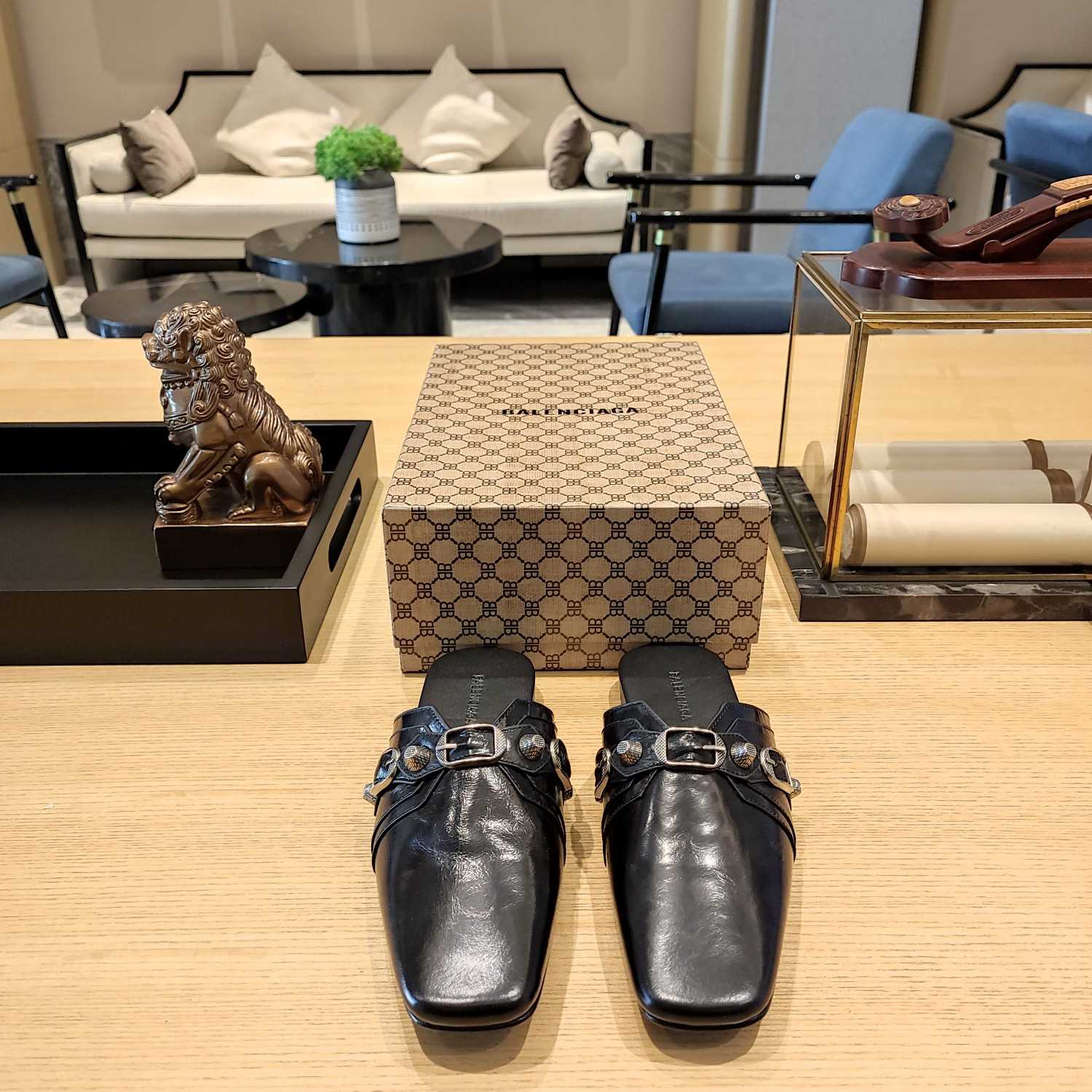 Balenciaga Women's Cosy Cagole Mule In Black - DopestKickz