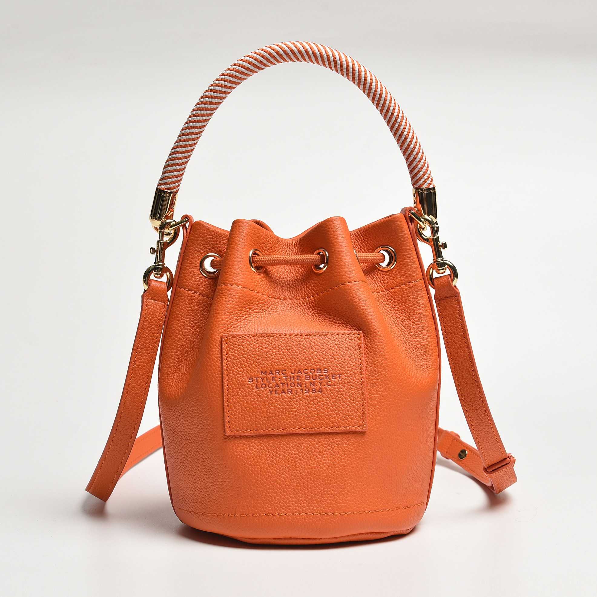 Marc Jacobs The Bucket Bag(19-19-23cm) - DopestKickz