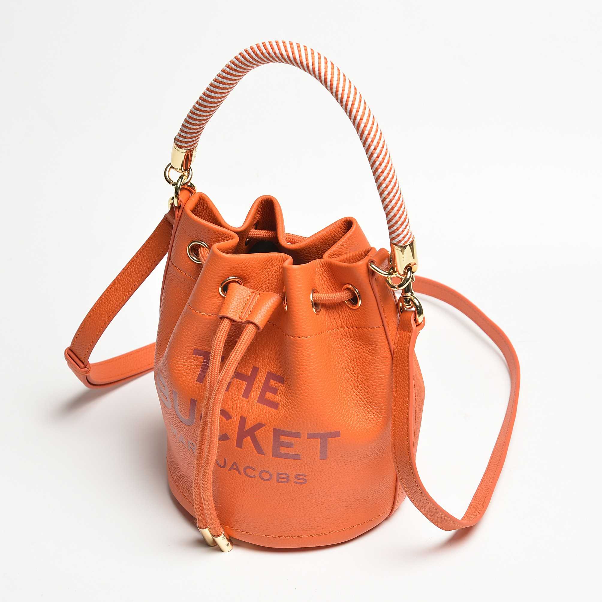 Marc Jacobs The Bucket Bag(19-19-23cm) - DopestKickz
