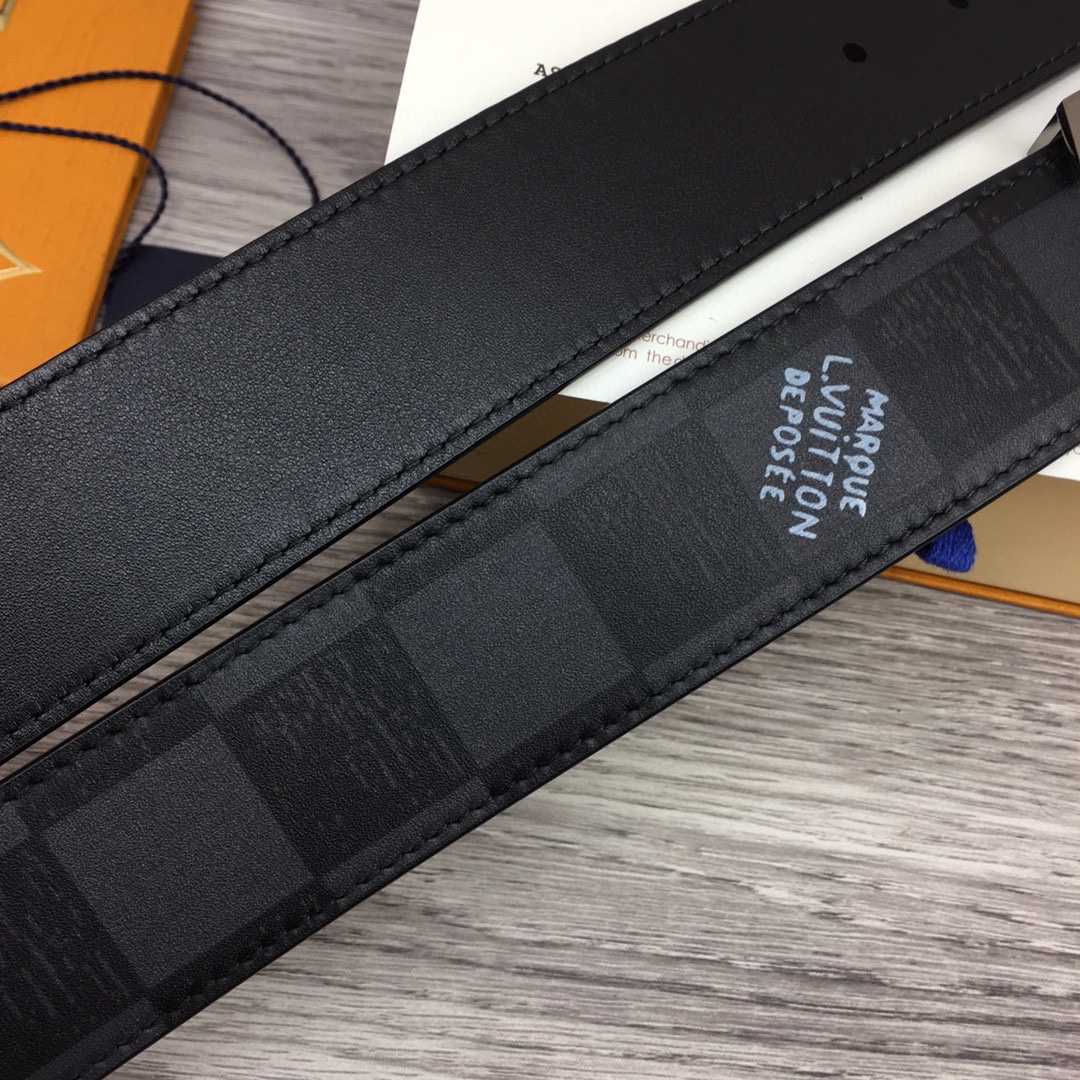 Louis Vuitton Reversible Belt  40mm - DopestKickz