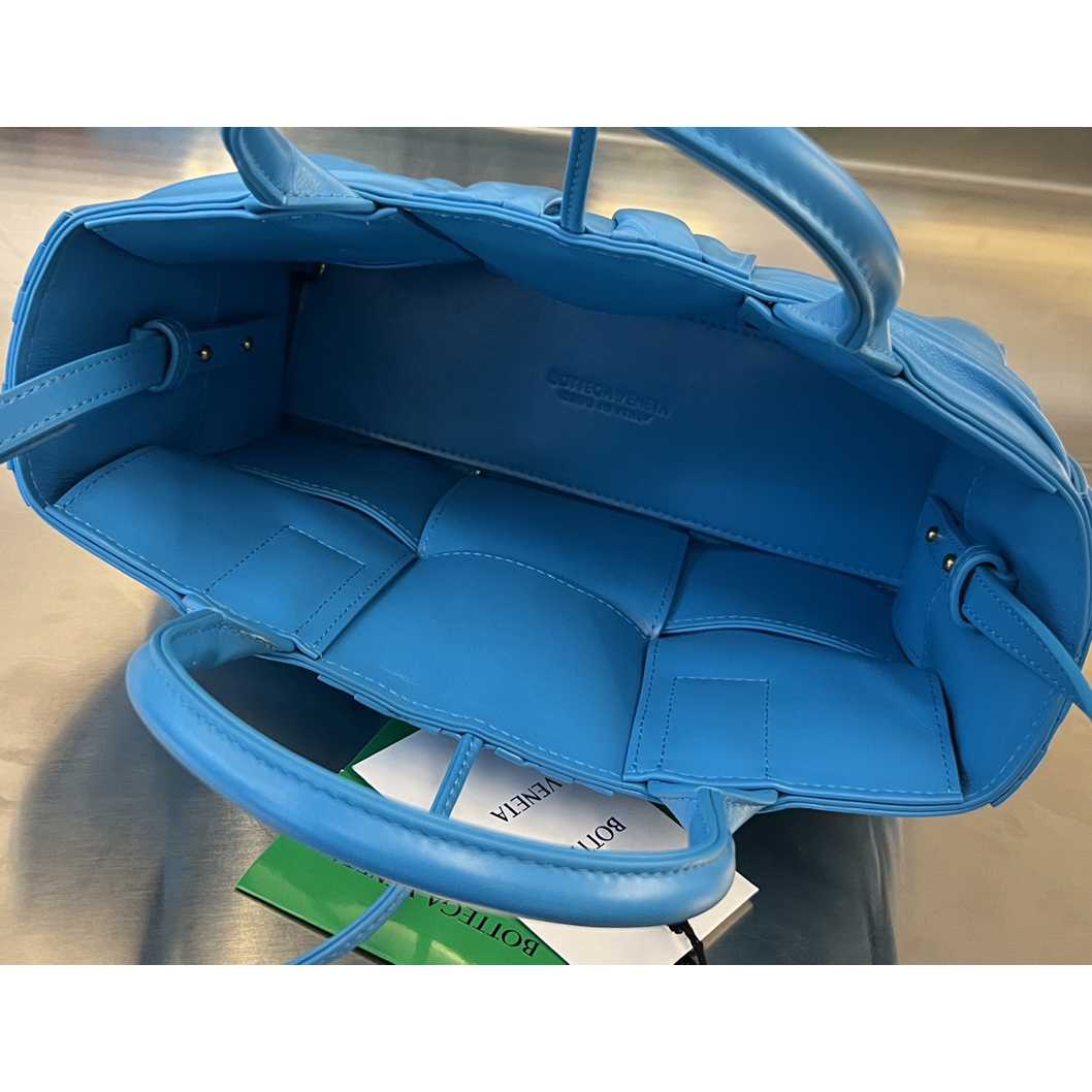 Bottega Veneta Mini Arco Tote Bag - DopestKickz