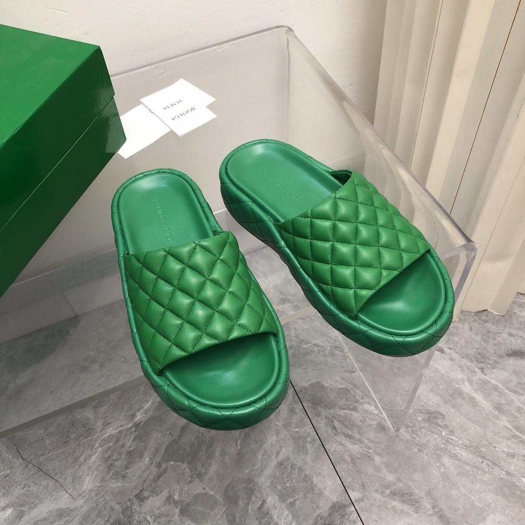 Bottega Veneta Padded  - DopestKickz