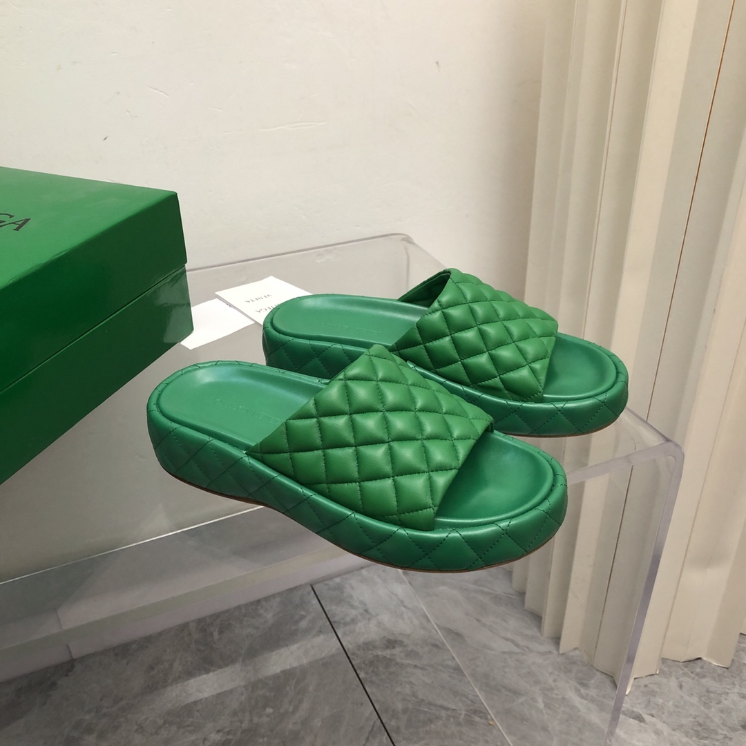 Bottega Veneta Padded  - DopestKickz
