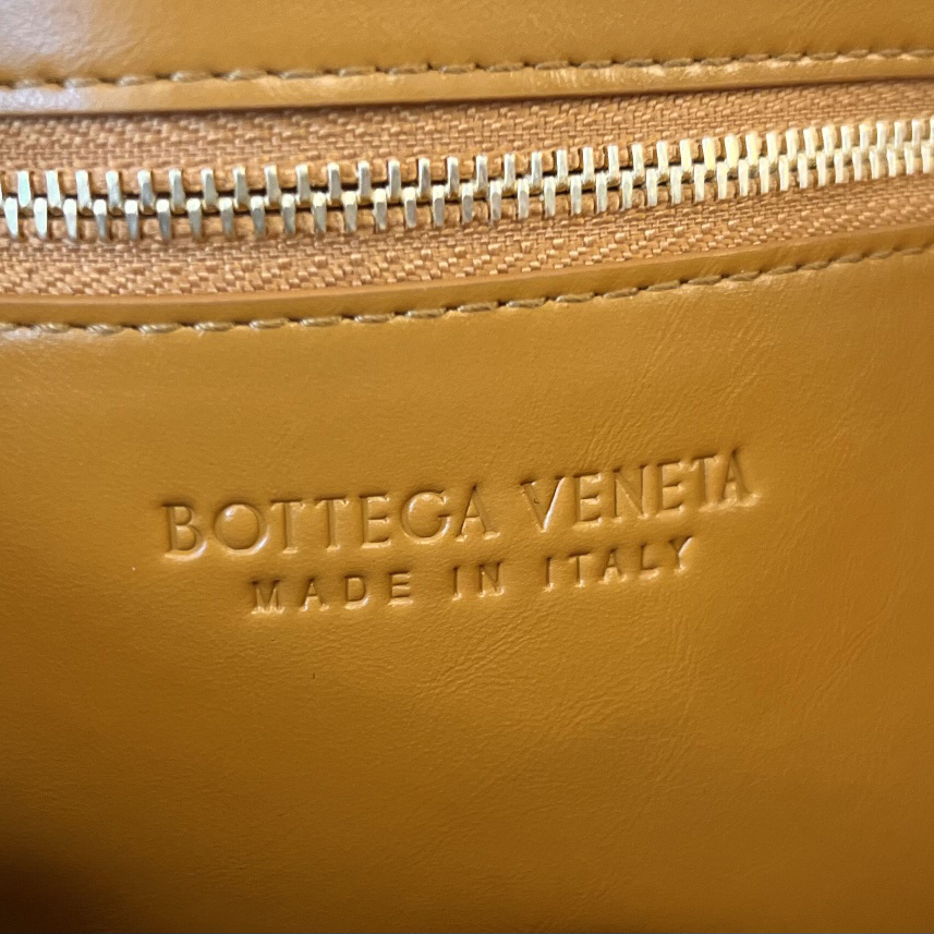 Bottega Veneta Cassette Foulard Intreccio Leather Cross-Body Bag - DopestKickz