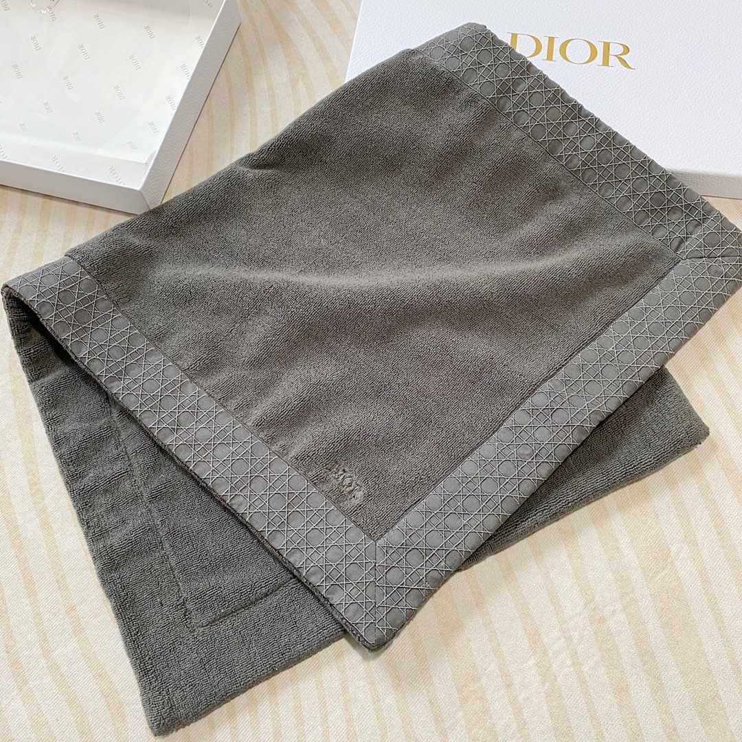 Dior Bath Mat - DopestKickz