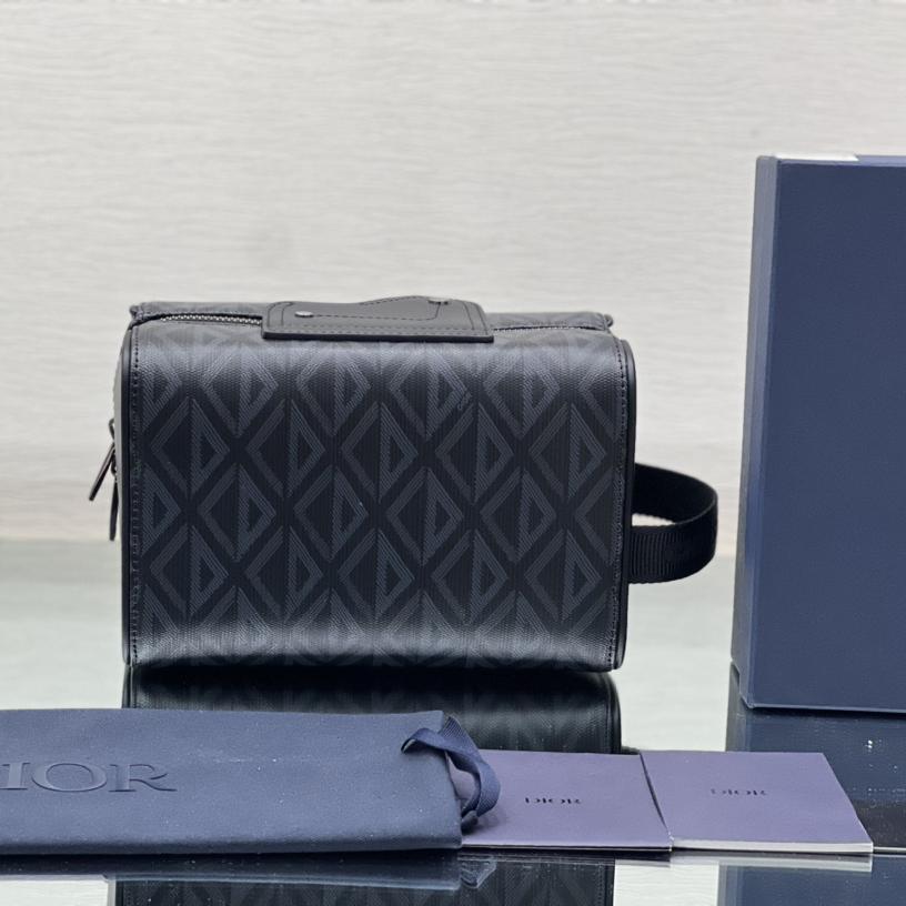 Dior Lingot Toiletry Case - DopestKickz