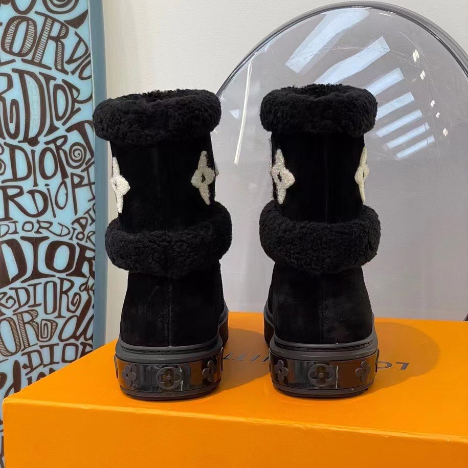 Louis Vuitton Snowdrop Flat Ankle Boot      1AACI2 - DopestKickz