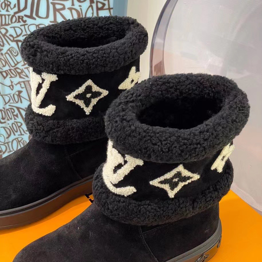 Louis Vuitton Snowdrop Flat Ankle Boot      1AACI2 - DopestKickz