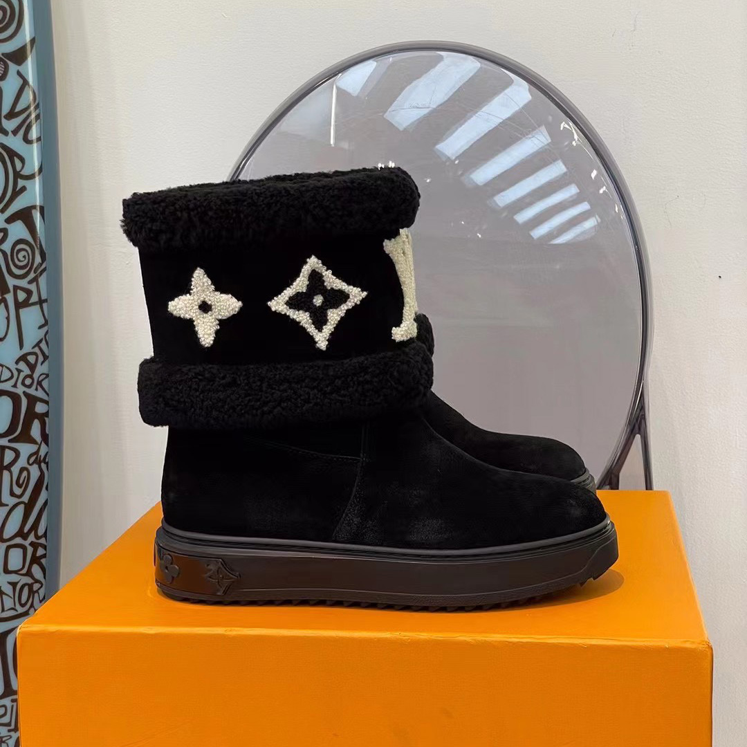 Louis Vuitton Snowdrop Flat Ankle Boot      1AACI2 - DopestKickz