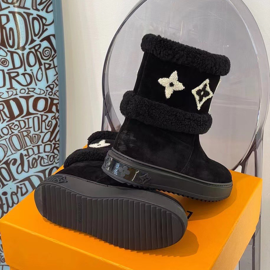 Louis Vuitton Snowdrop Flat Ankle Boot      1AACI2 - DopestKickz