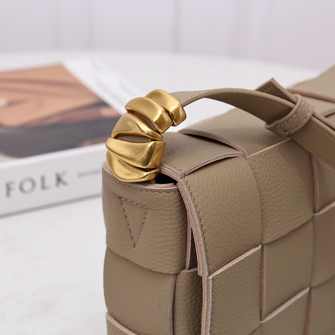 Bottega Veneta Cassette - DopestKickz