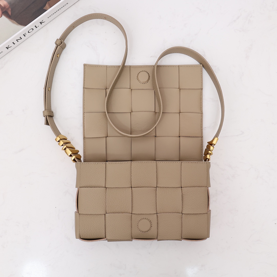 Bottega Veneta Cassette - DopestKickz