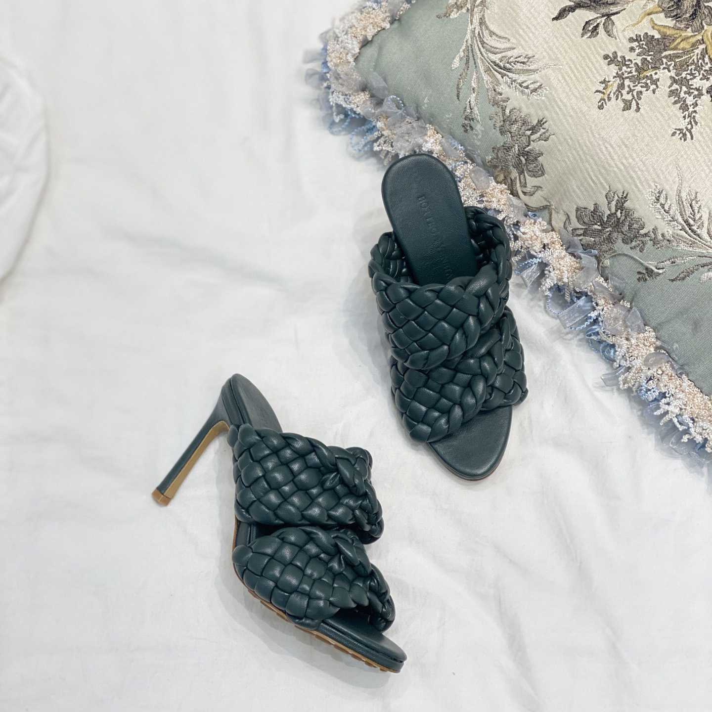 Bottega Veneta Curve Twisted And Padded Intreccio Leather Mules - DopestKickz