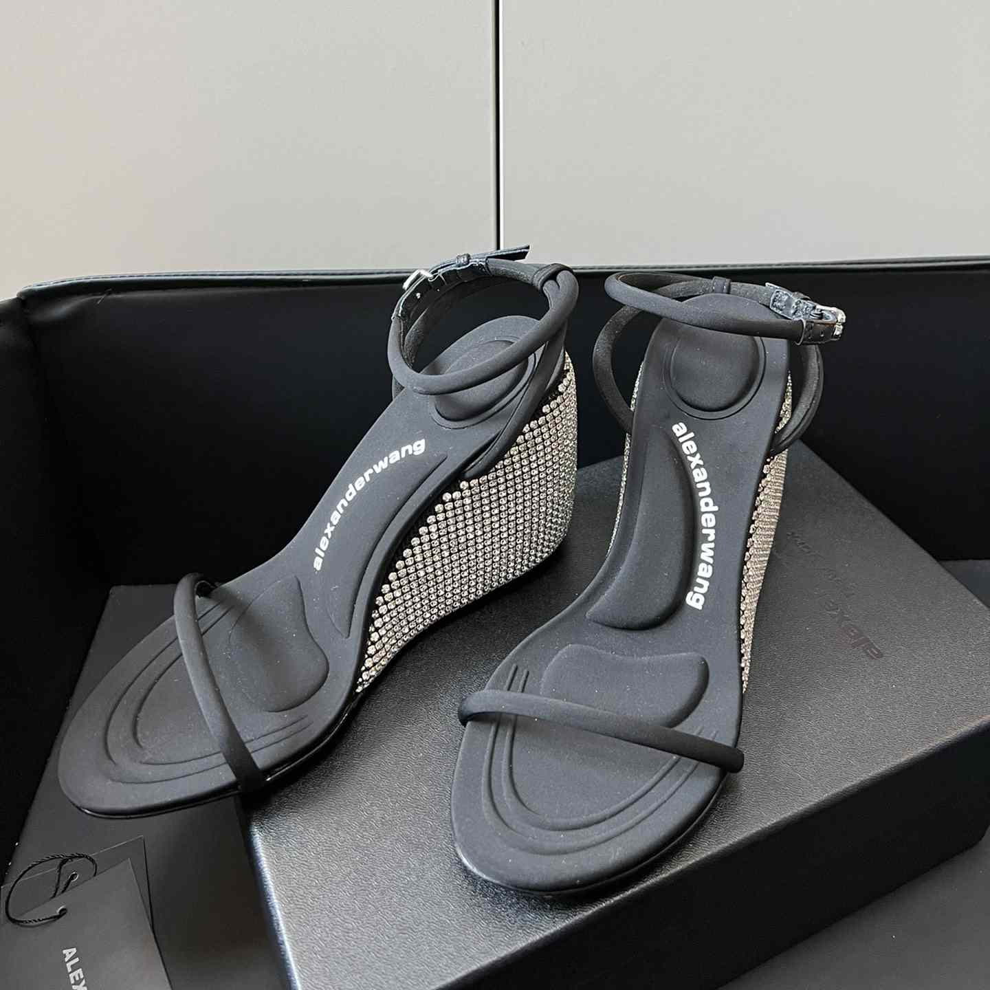 Alexander Wang Women's Dahlia Wedge Sandals    100mm - DopestKickz