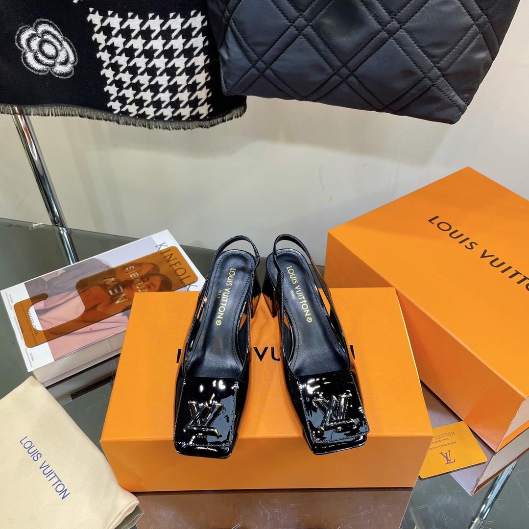Louis Vuitton Shake Slingback Pump      1AB09C - DopestKickz