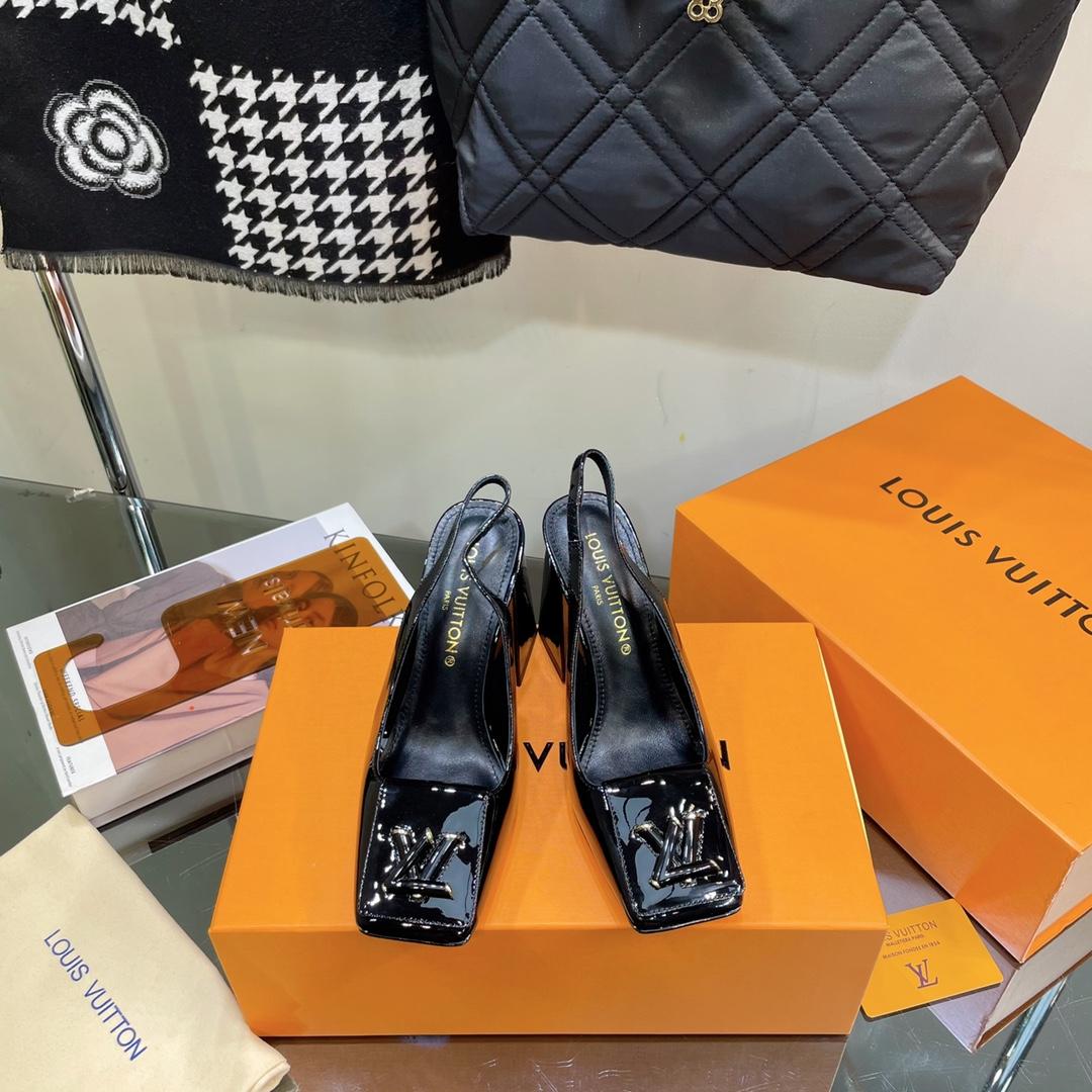 Louis Vuitton Shake Slingback Pump      1AB09C - DopestKickz