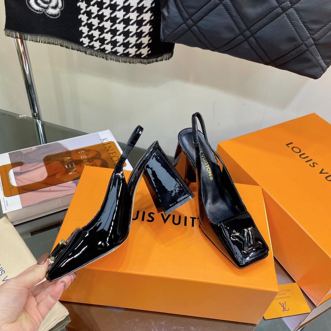 Louis Vuitton Shake Slingback Pump      1AB09C - DopestKickz