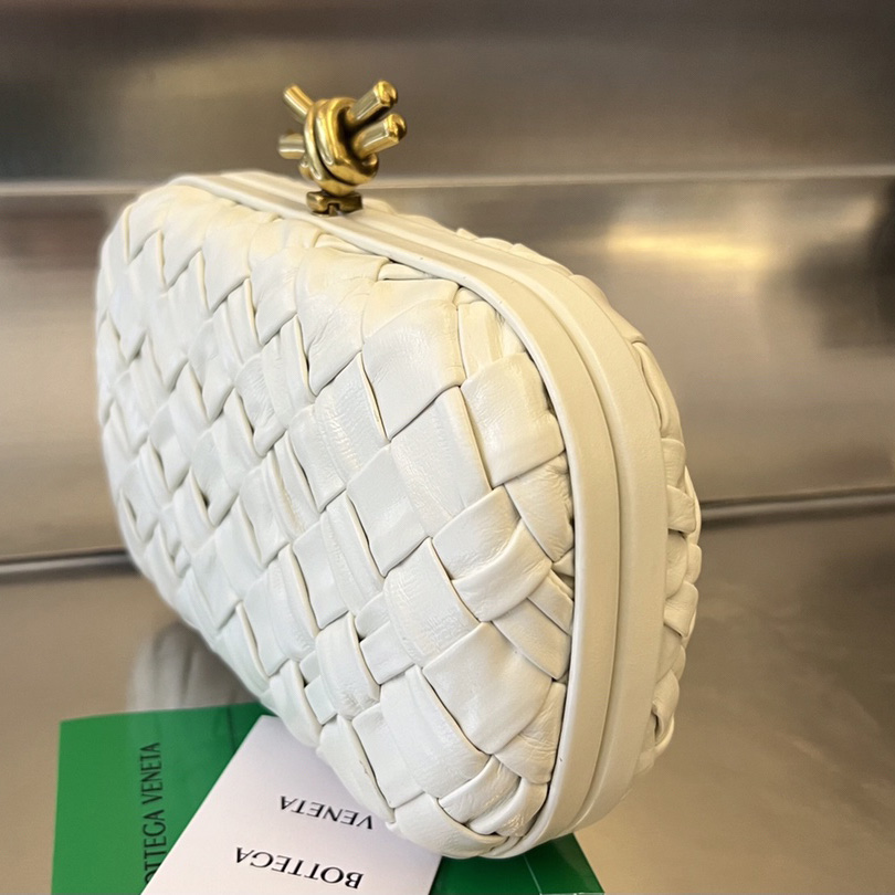 Bottega Veneta Knot - DopestKickz