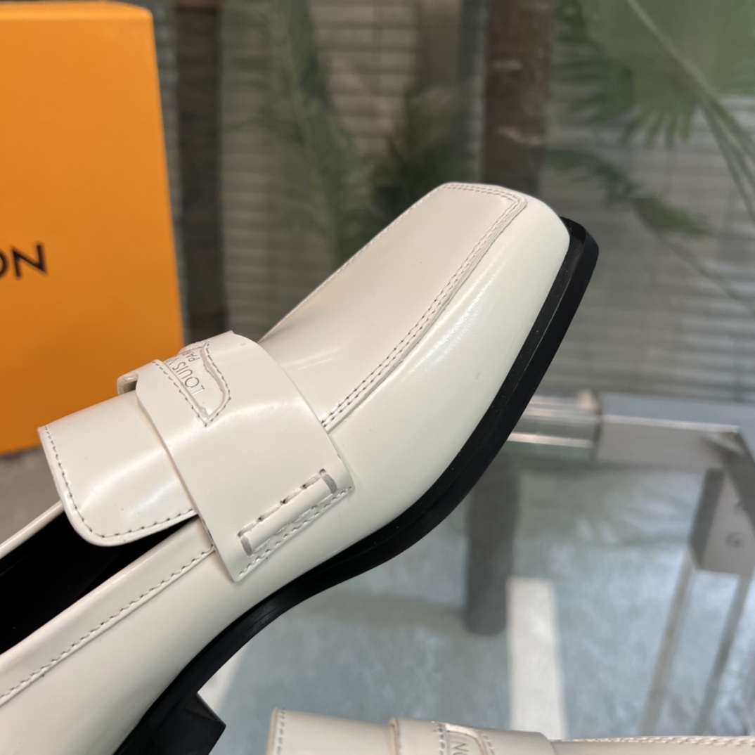 Louis Vuitton Connelly Flat Loafer       - DopestKickz