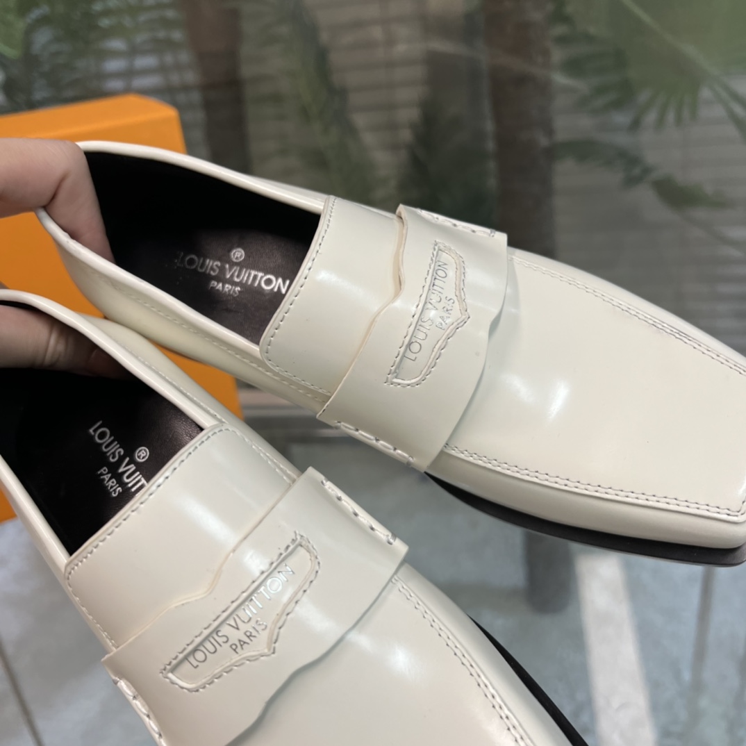 Louis Vuitton Connelly Flat Loafer       - DopestKickz