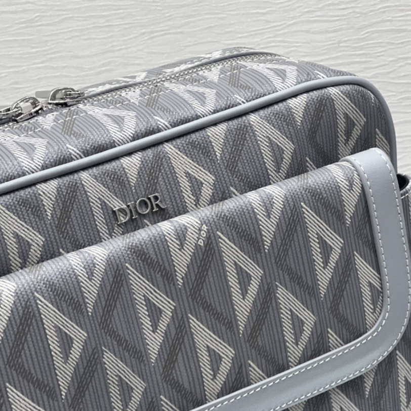 Dior Hit The Road Messenger Bag (26 x 21 x 8 cm) - DopestKickz