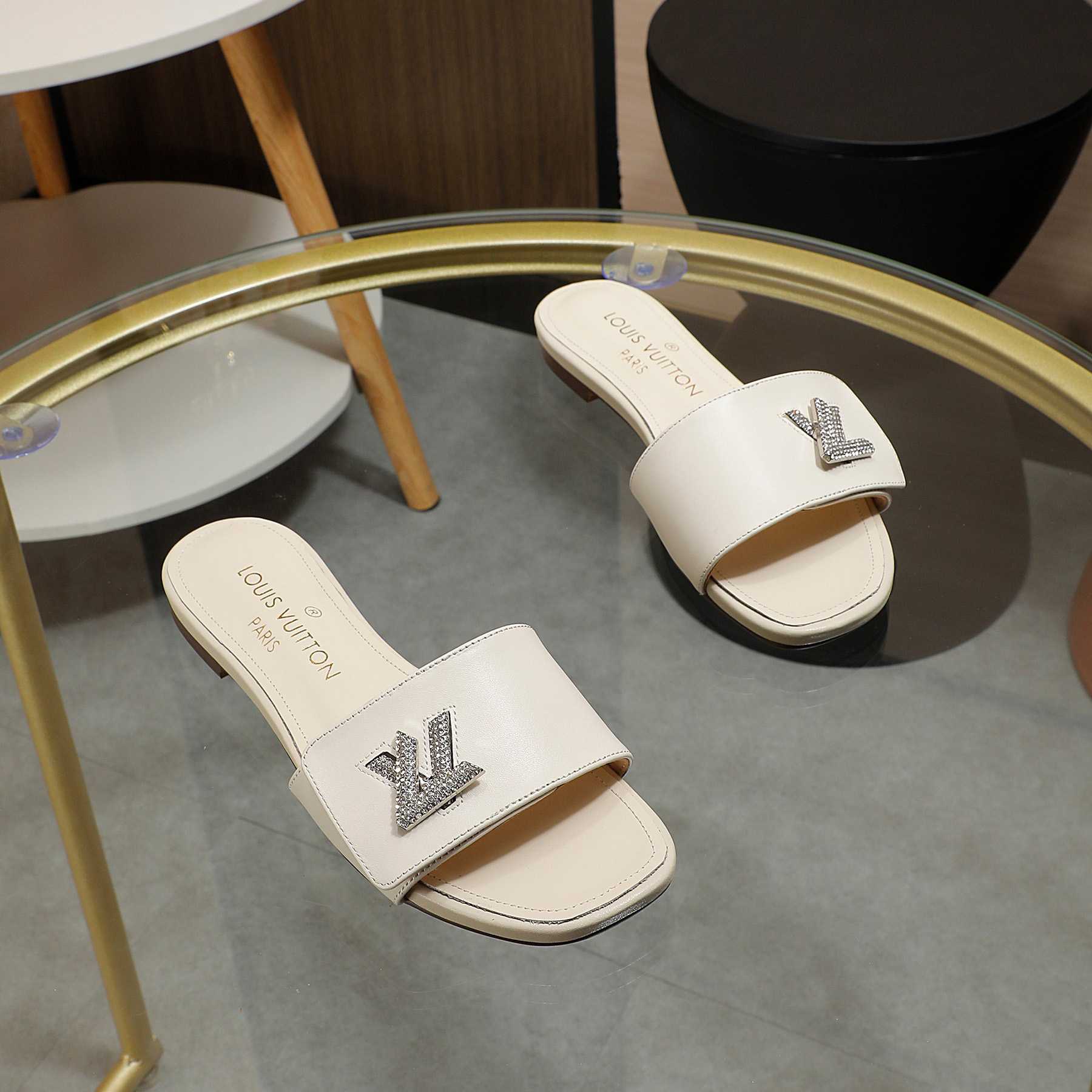 Louis Vuitton Shake Flat Mule       - DopestKickz