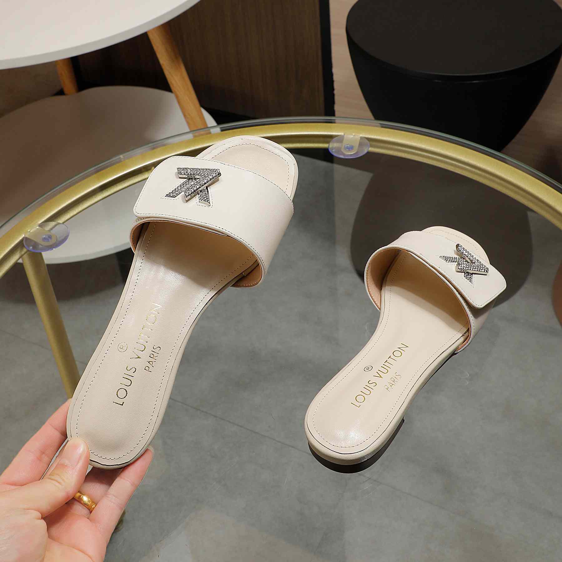 Louis Vuitton Shake Flat Mule       - DopestKickz