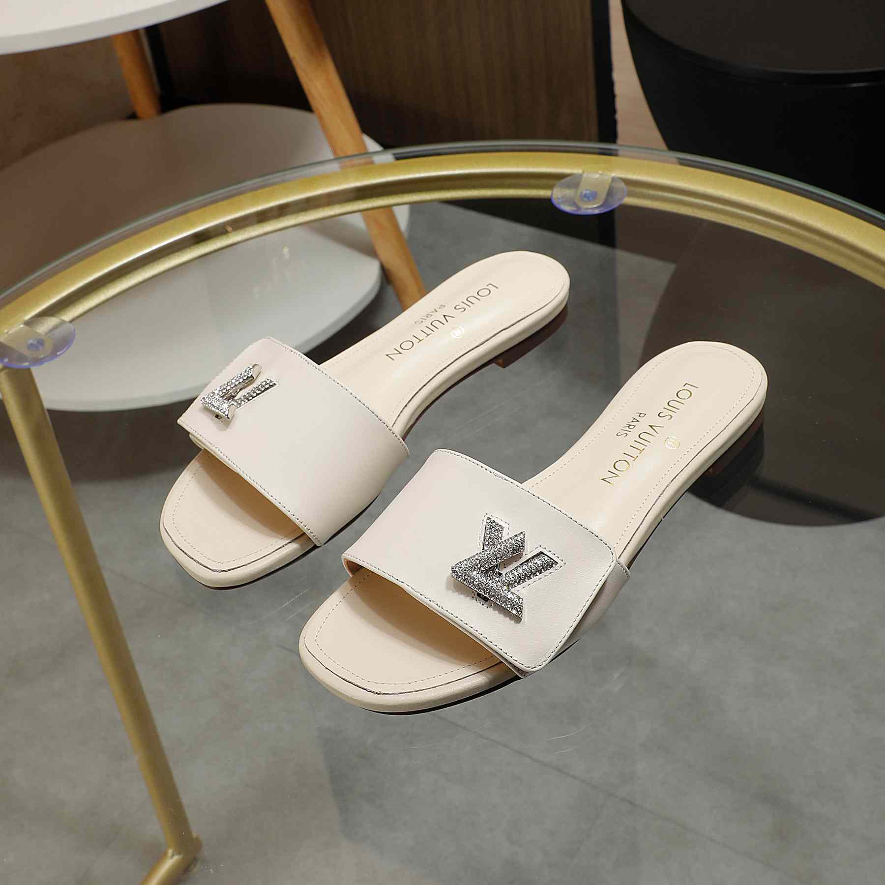 Louis Vuitton Shake Flat Mule       - DopestKickz