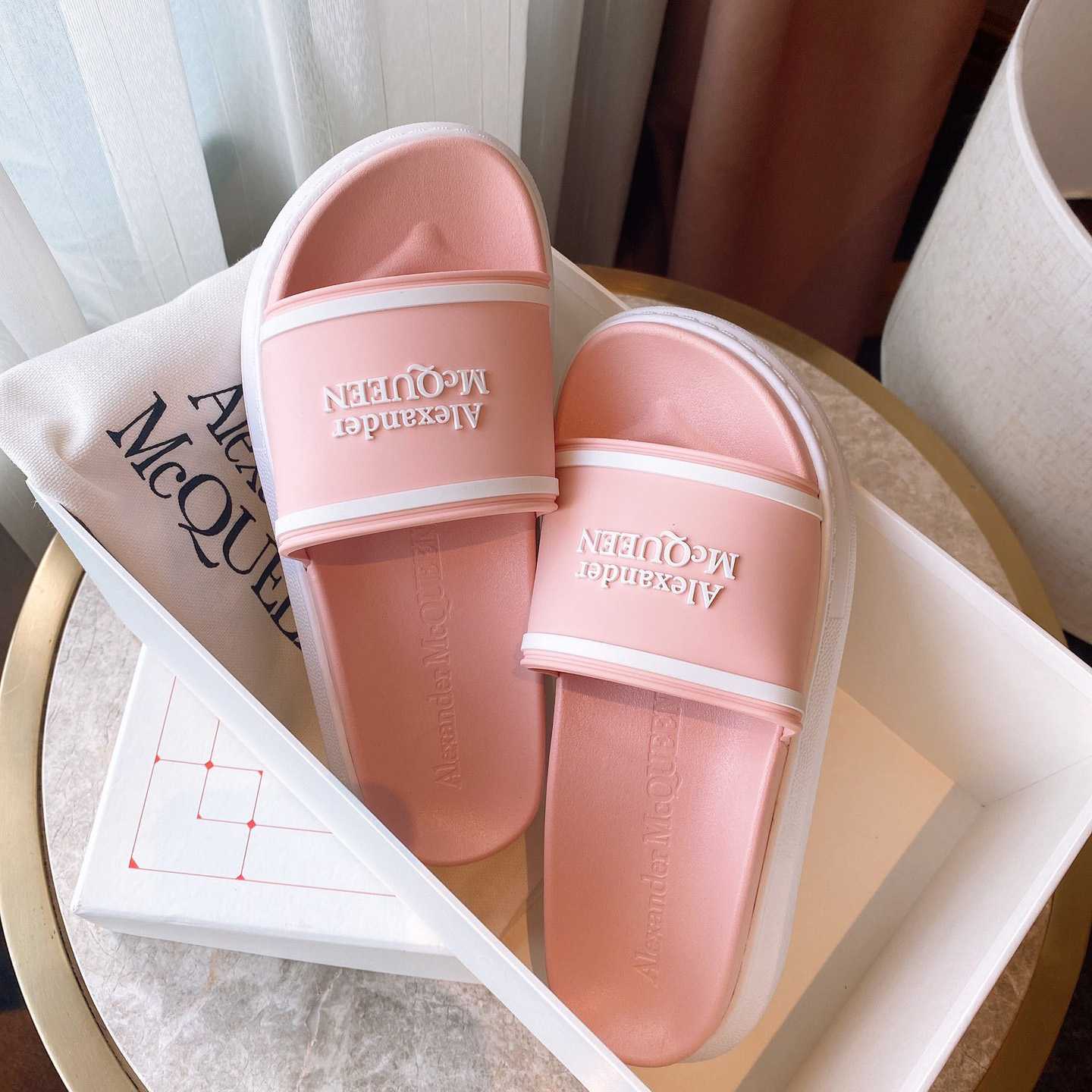 Alexander Mqueen Oversized Hybrid Signature Slide  - DopestKickz