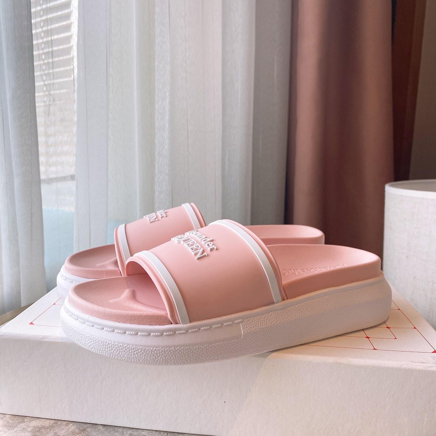 Alexander Mqueen Oversized Hybrid Signature Slide  - DopestKickz