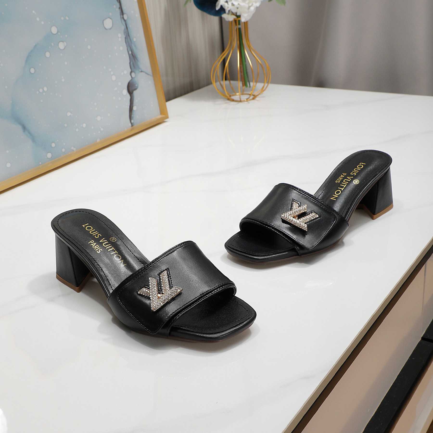 Louis Vuitton Shake Mule     1AB2PD - DopestKickz