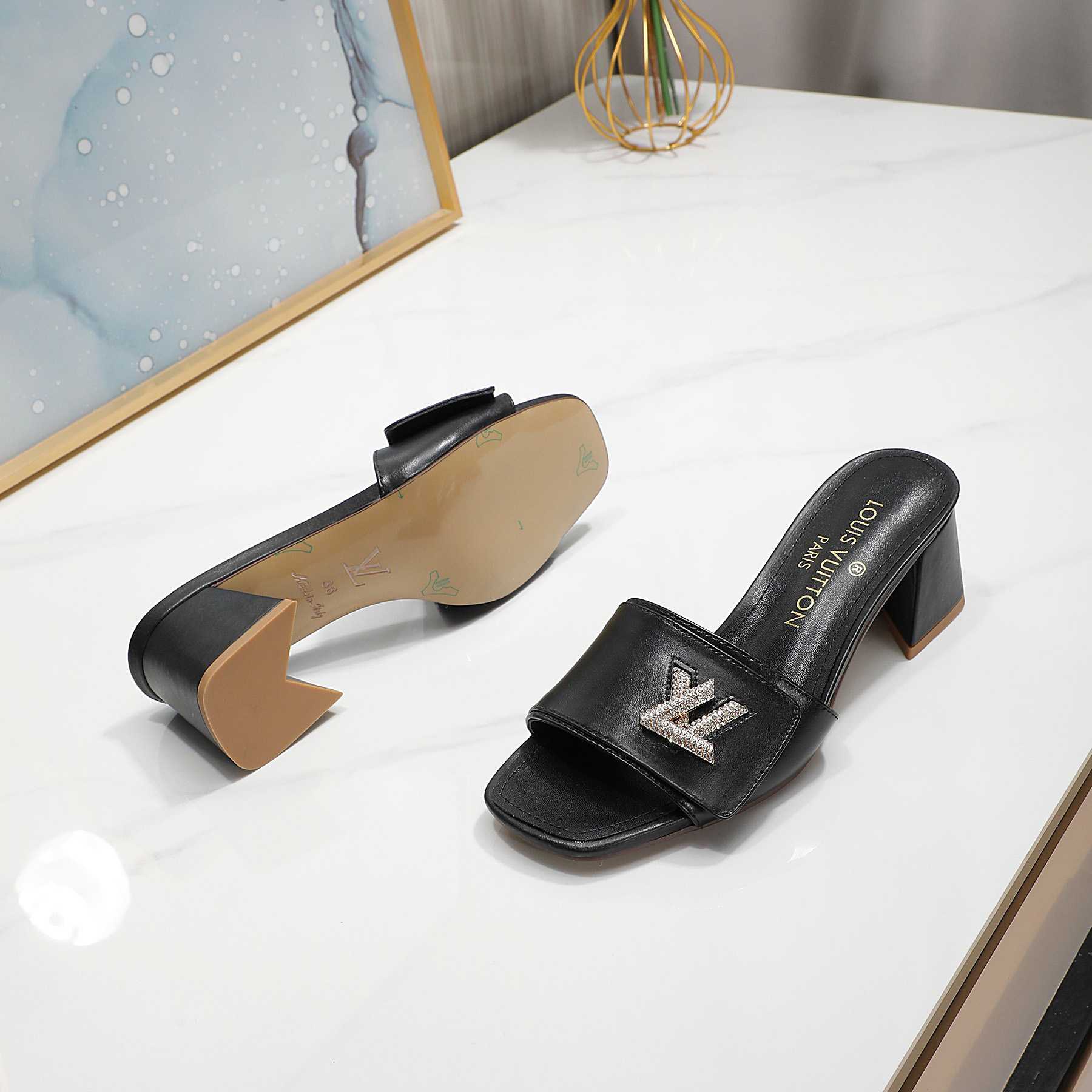 Louis Vuitton Shake Mule     1AB2PD - DopestKickz