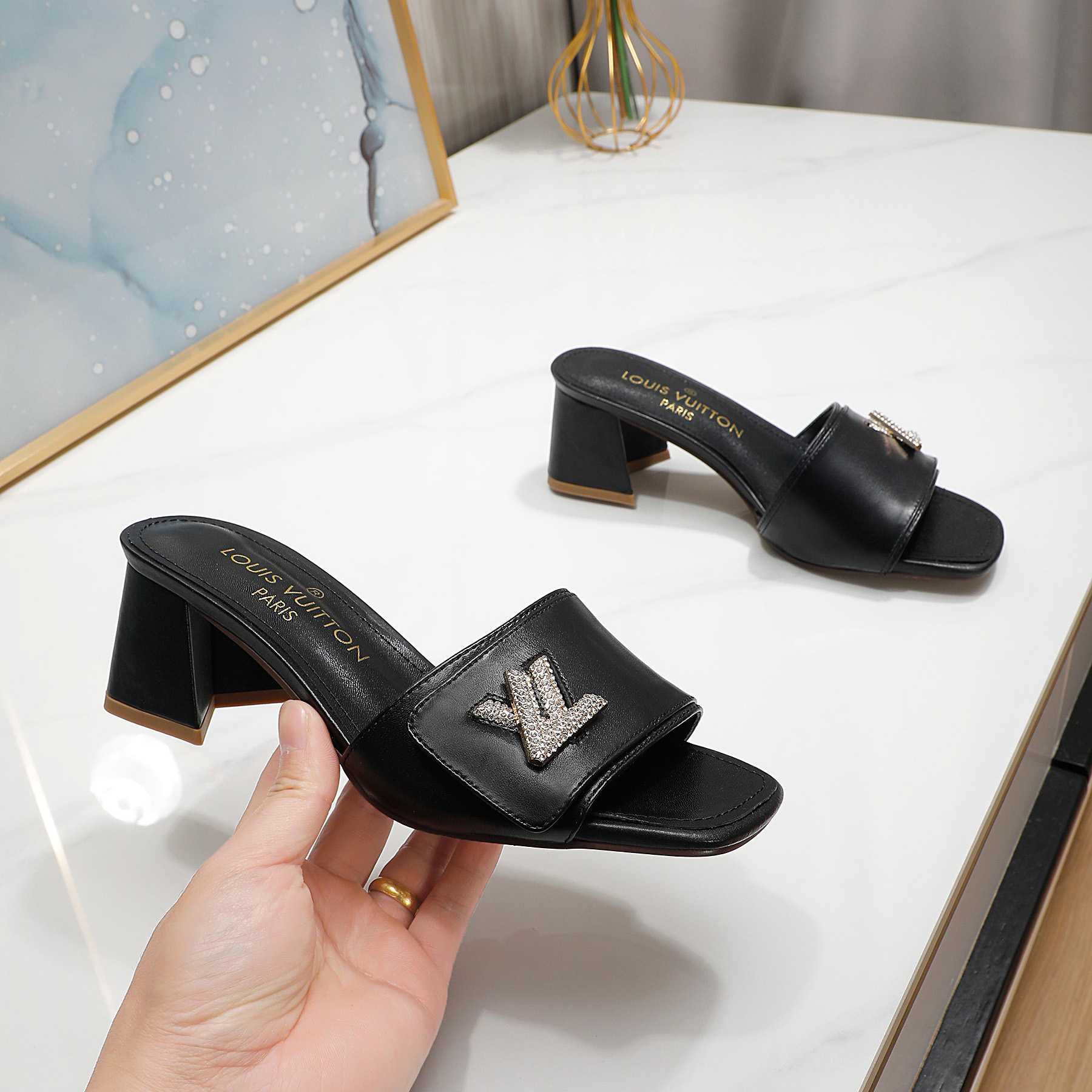 Louis Vuitton Shake Mule     1AB2PD - DopestKickz