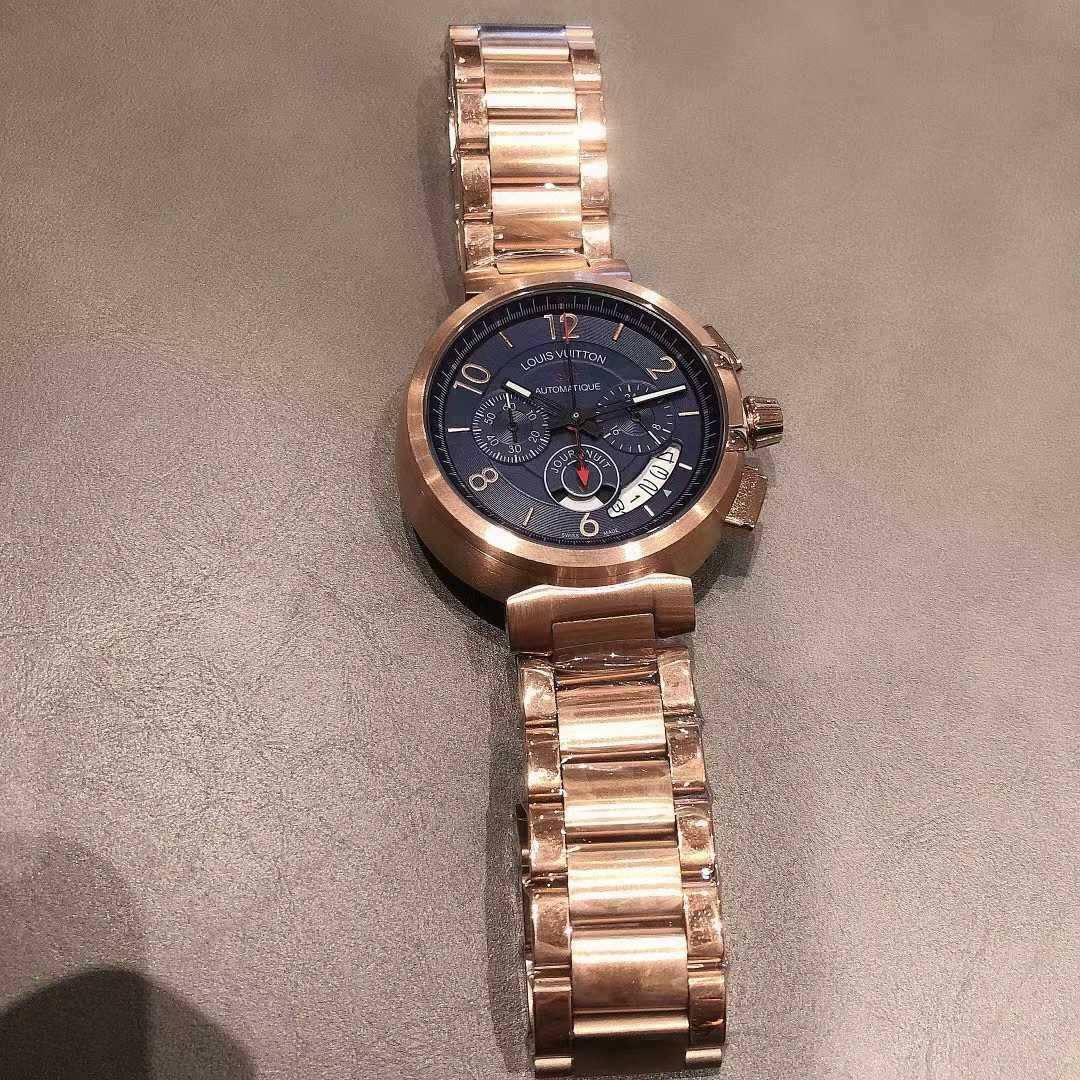 Louis Vuitton Watch - DopestKickz