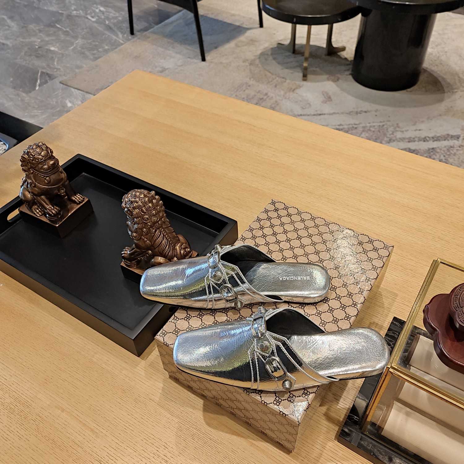 Balenciaga Women's Cosy Cagole Mule  - DopestKickz