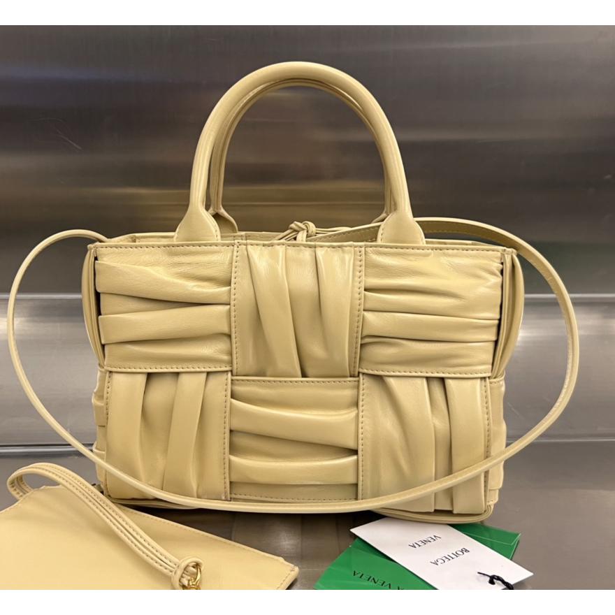 Bottega Veneta Mini Arco Tote Bag - DopestKickz