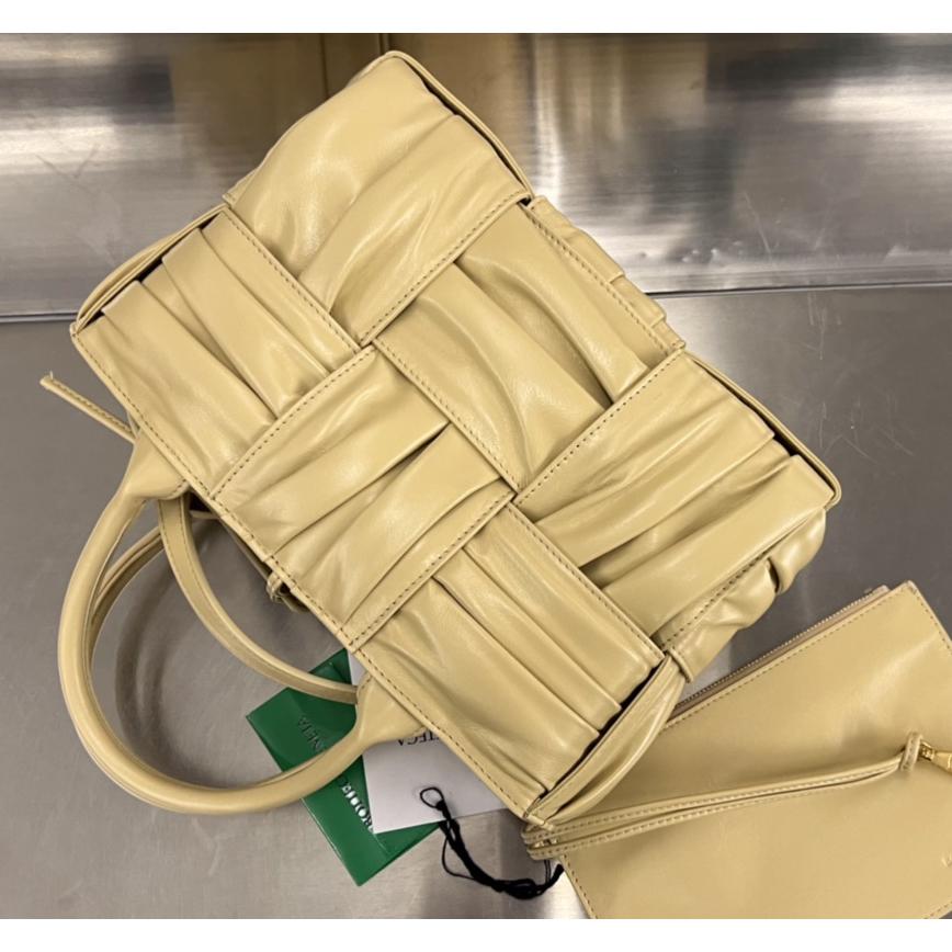 Bottega Veneta Mini Arco Tote Bag - DopestKickz