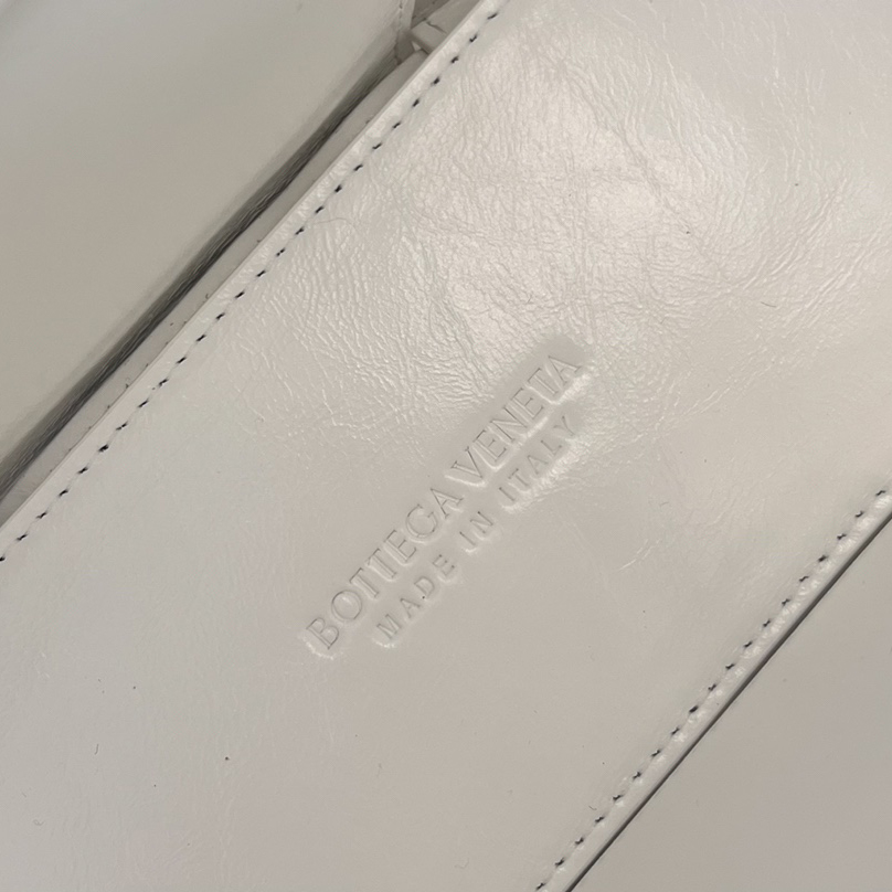 Bottega Veneta Mini Arco Tote Bag - DopestKickz