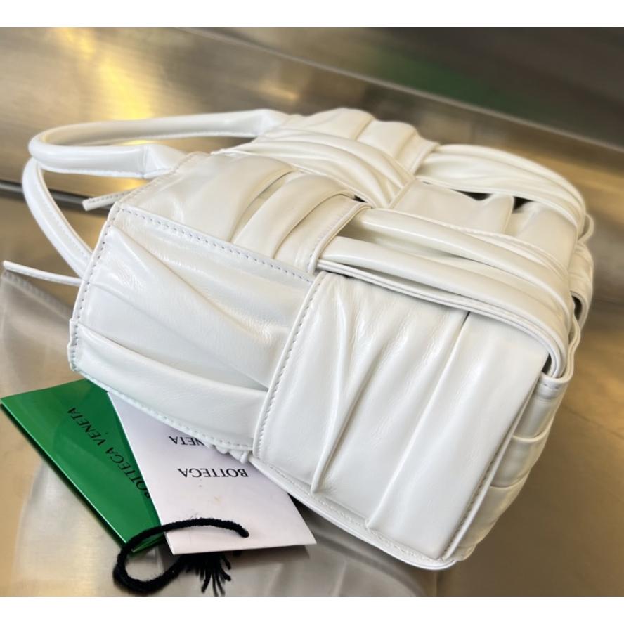 Bottega Veneta Mini Arco Tote Bag - DopestKickz