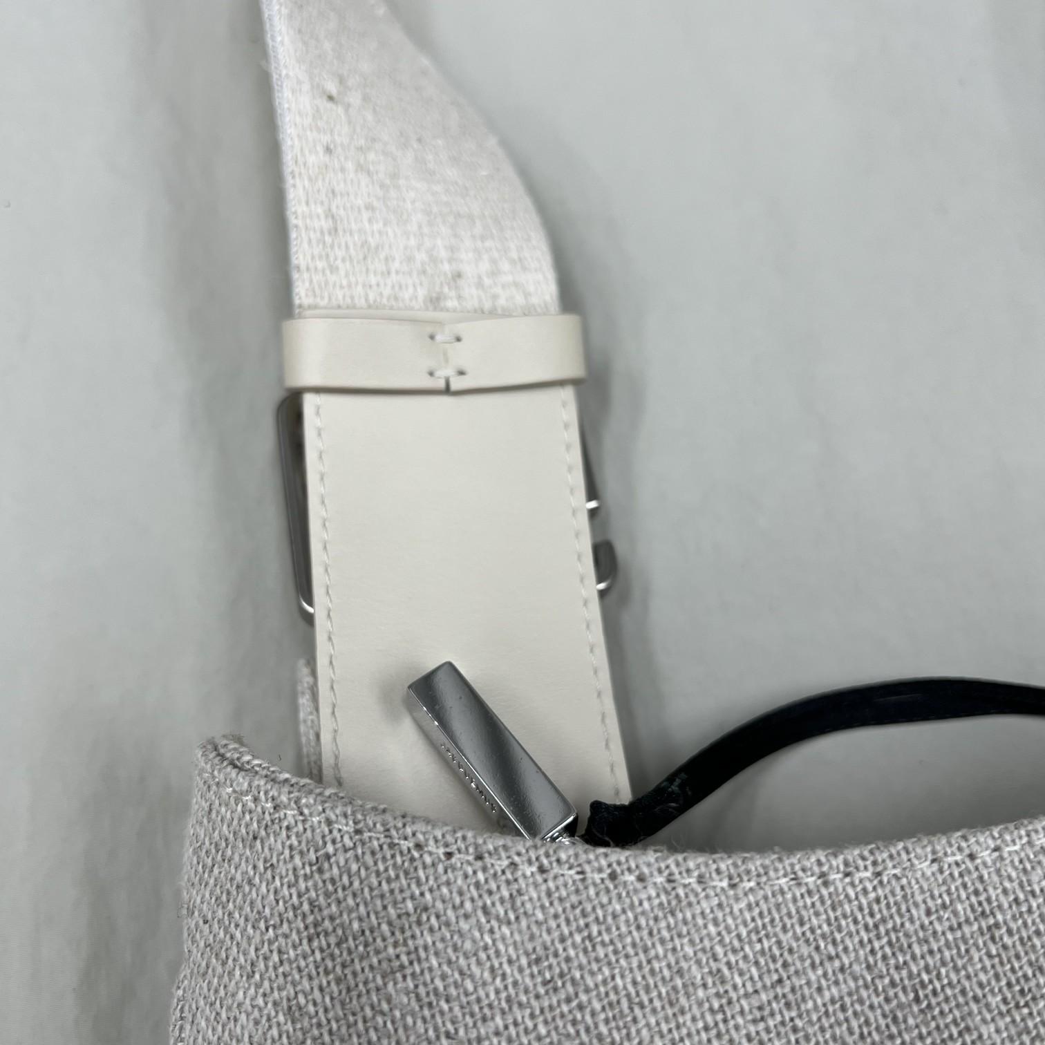 Jacquemus Le Bisou Gros Grain Buckled Shoulder Bag - DopestKickz