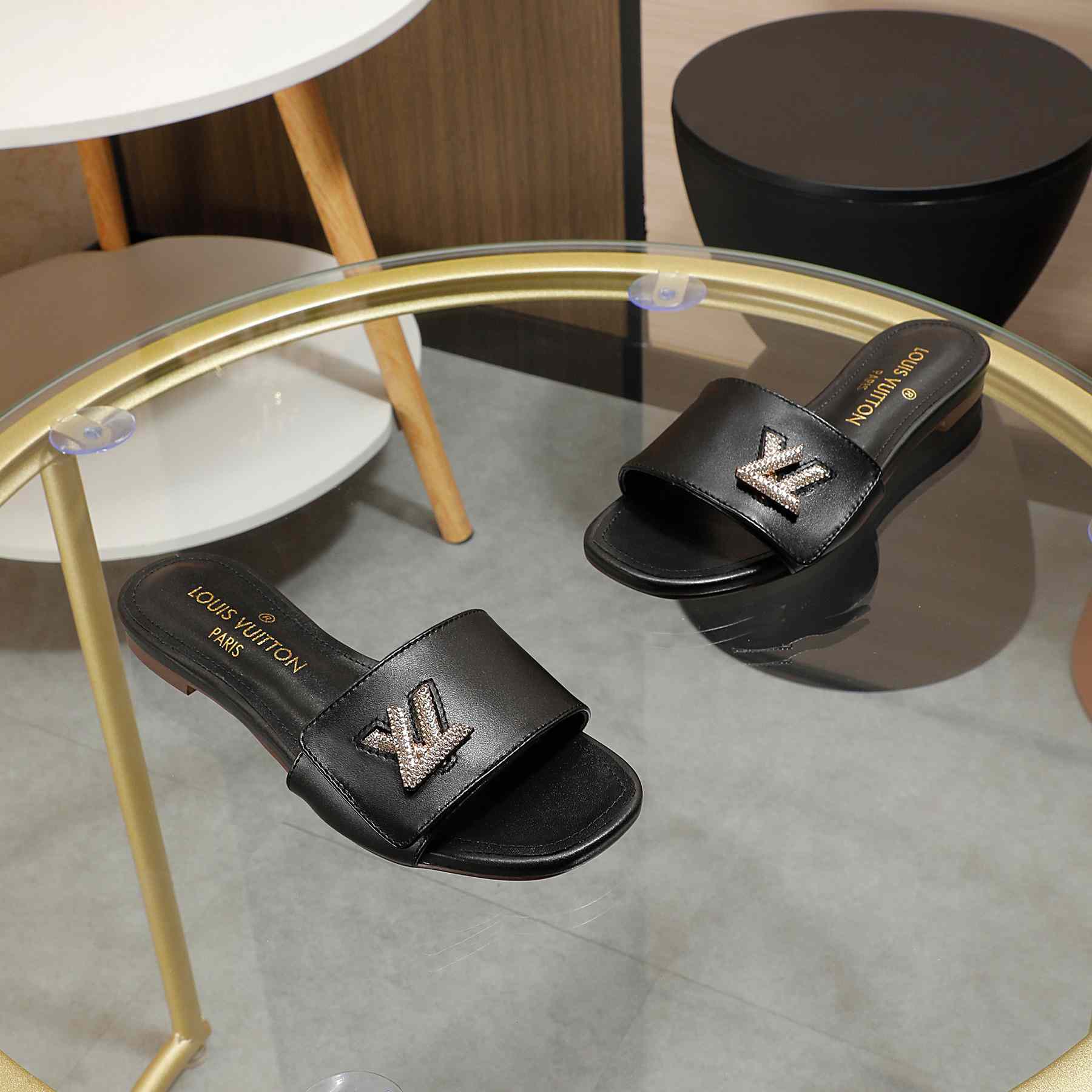 Louis Vuitton Shake Flat Mule       - DopestKickz