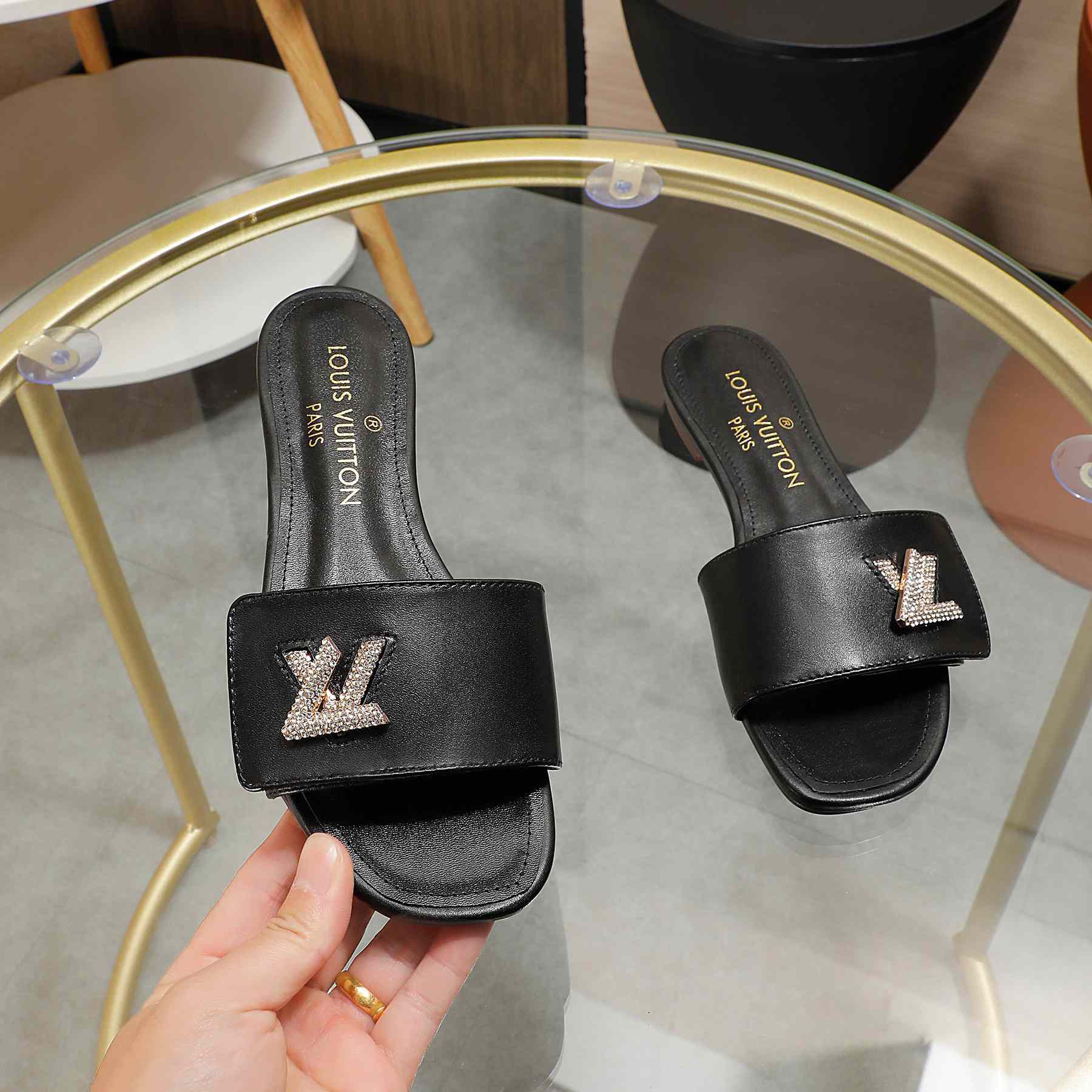 Louis Vuitton Shake Flat Mule       - DopestKickz