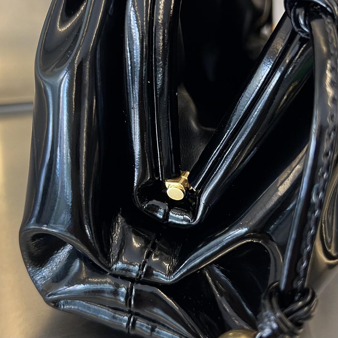 Bottega Veneta Mini Pouch - DopestKickz