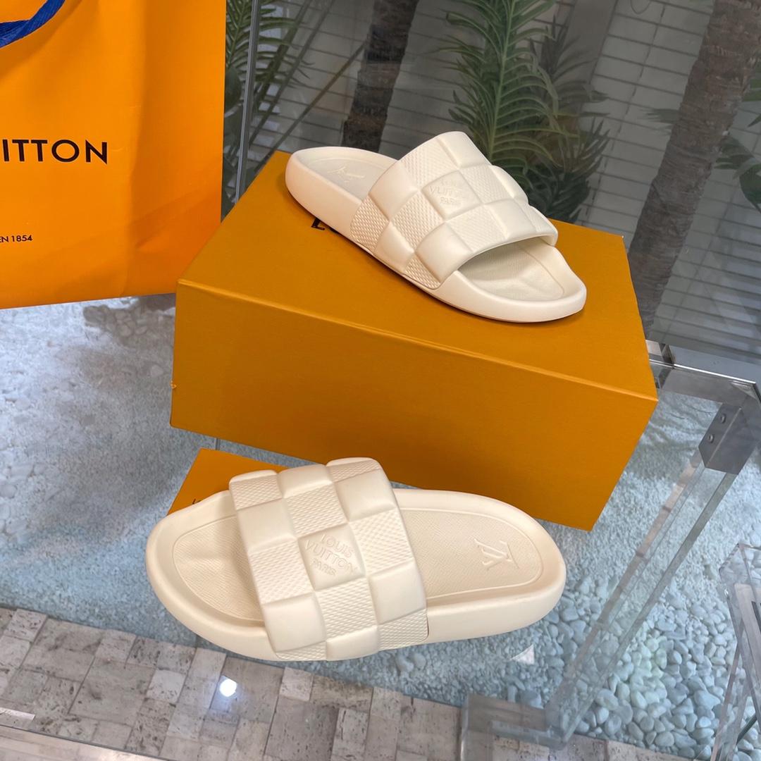 Louis Vuitton Waterfront Mules   1AAR9U - DopestKickz