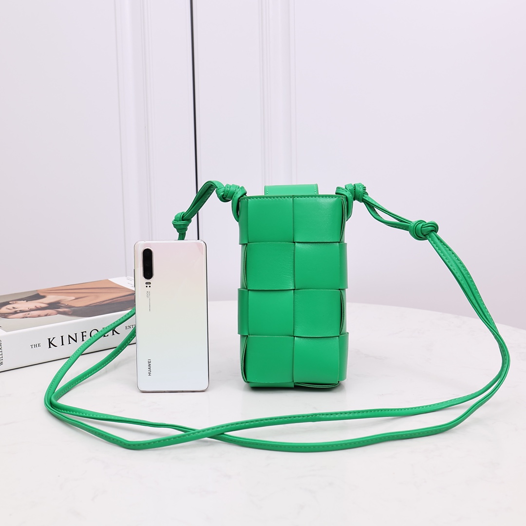 Bottega Veneta Phone Pouch - DopestKickz